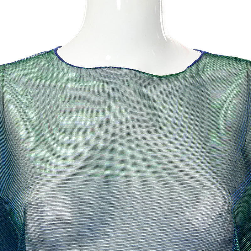Top de cuello redondo en contraste con malla transparente y manga larga 