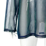 Top de cuello redondo en contraste con malla transparente y manga larga 