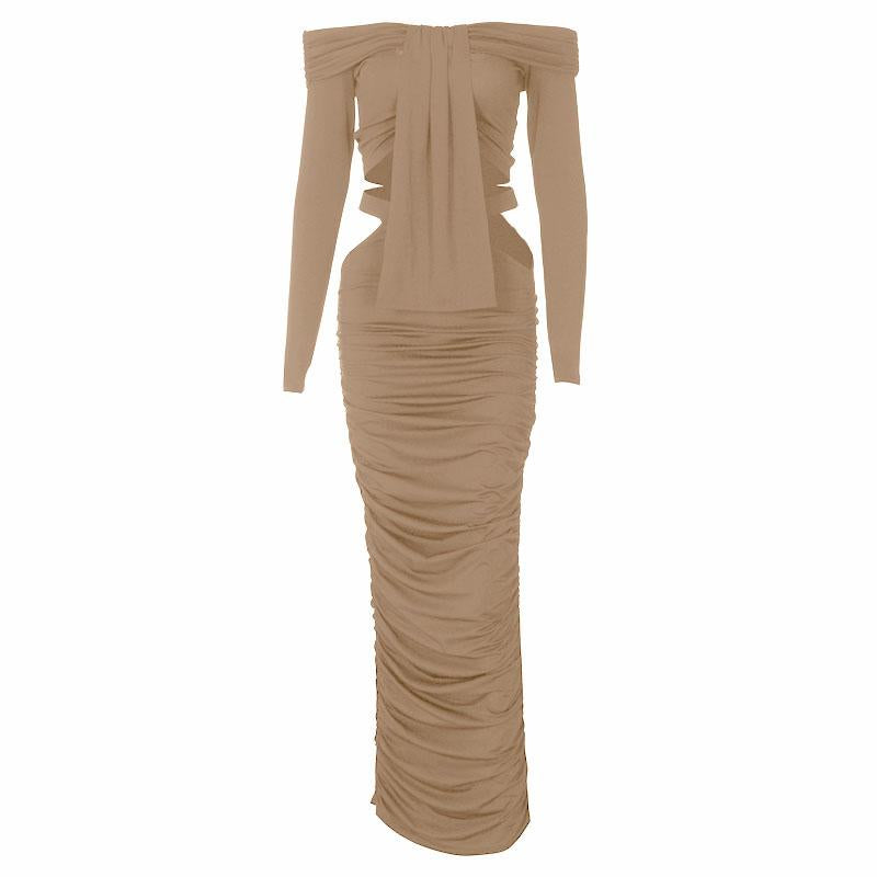 Robe longue ajourée à manches longues et épaules dénudées 