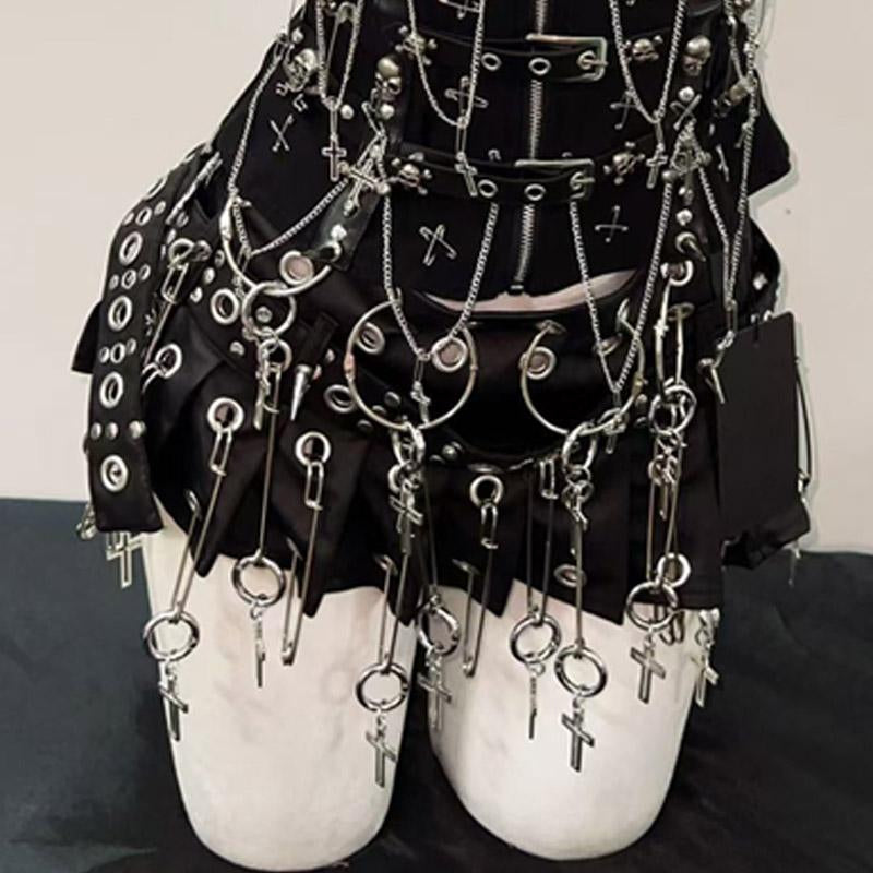 Haut zippé à col en cœur avec chaîne en métal et applique tête de mort 