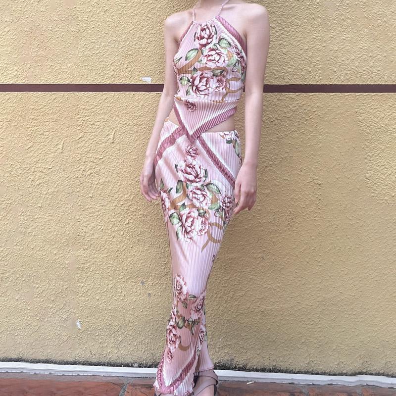 Ensemble jupe à volants et imprimé floral contrasté avec nœud papillon 