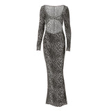 Vestido largo de manga larga con estampado de leopardo y escote en U calado 