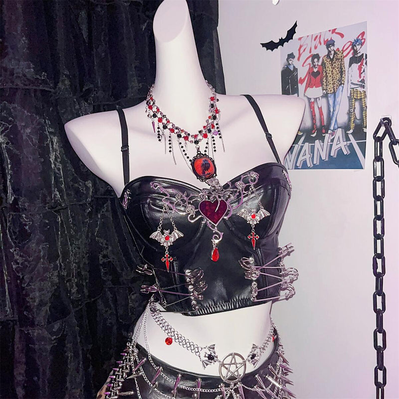 Haut camisole dos nu à col en V et appliqué en cuir PU 