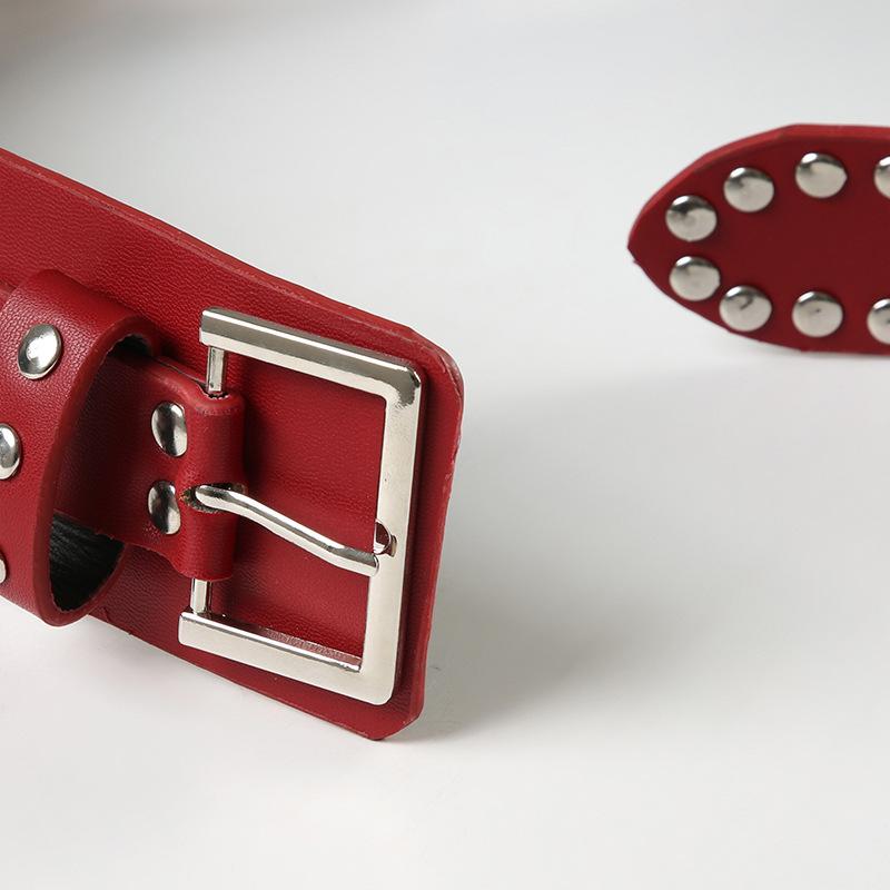 Ceinture réglable en cuir PU avec boucle en forme de cœur 