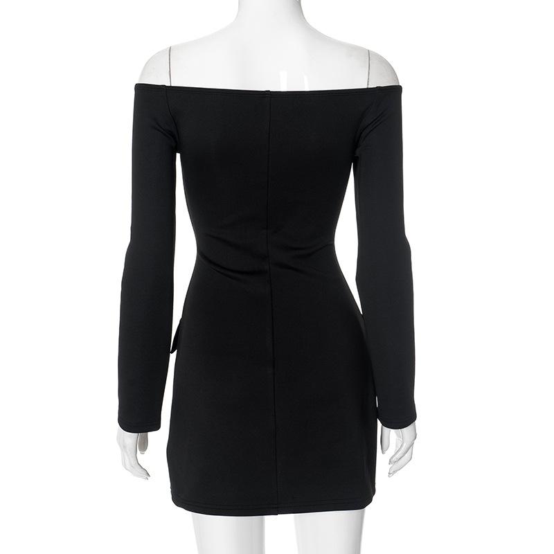 Vestido mini con botones, manga larga y hombros descubiertos 