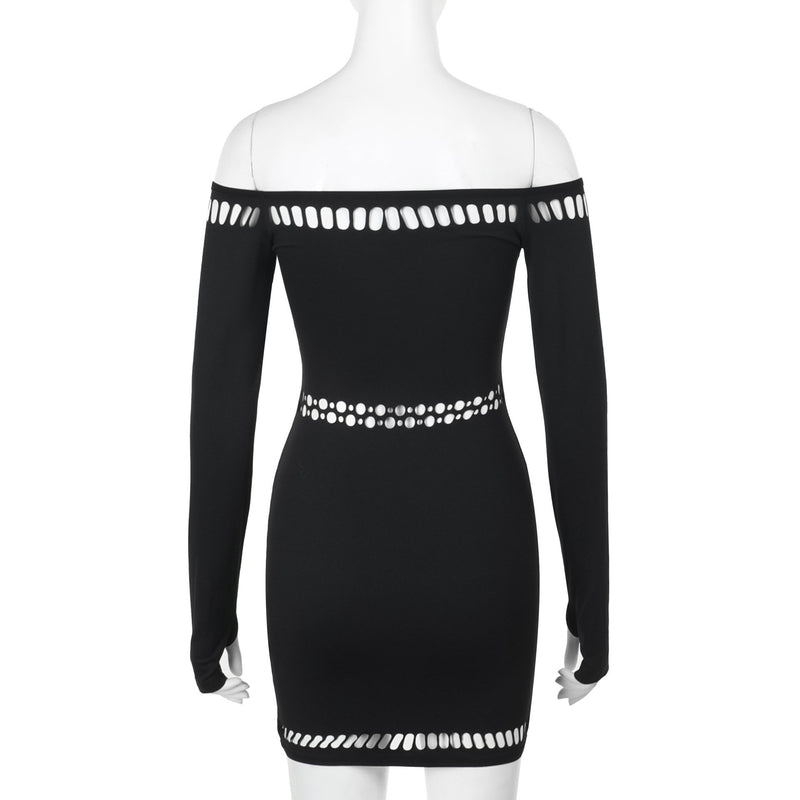 Robe mini ajourée à manches longues et épaules dénudées 