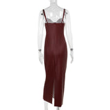 Vestido midi camisola de piel sintética con escote en V, abertura, cremallera y espalda descubierta 
