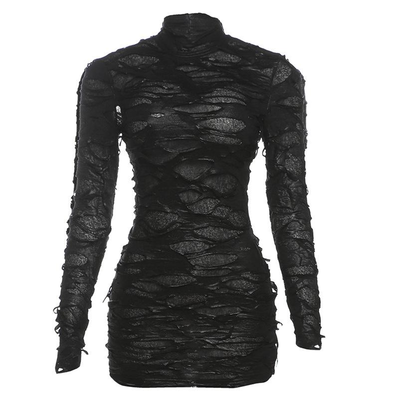 Vestido mini transparente de manga larga con cuello alto y aberturas 