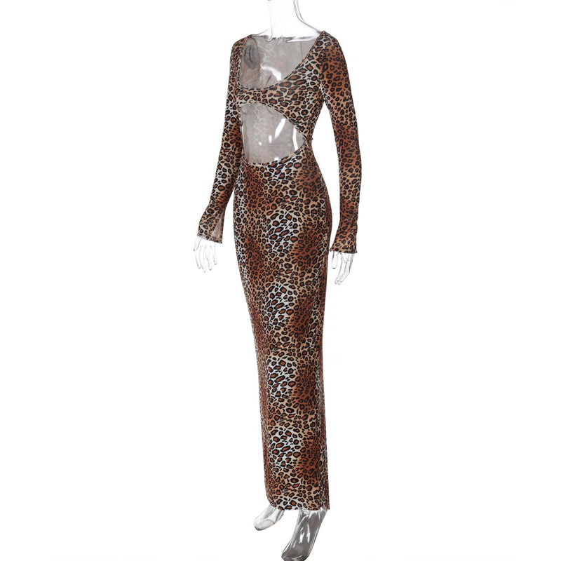 Vestido largo de manga larga con estampado de leopardo y escote en U calado 