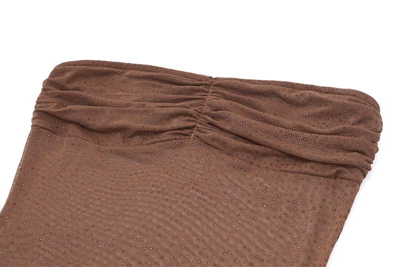 Mini-robe tube à volants en maille froncée et perles 