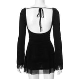 Vestido mini de manga larga con cuello redondo, lazo en la espalda y sin espalda 