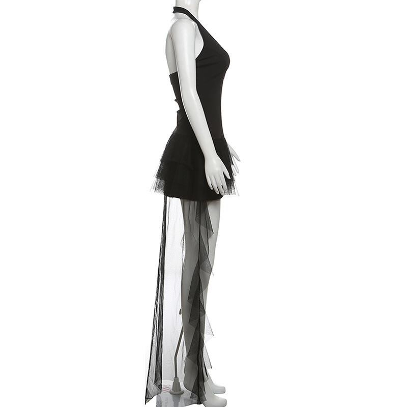 Minivestido de malla con volantes y escote halter, sin espalda 
