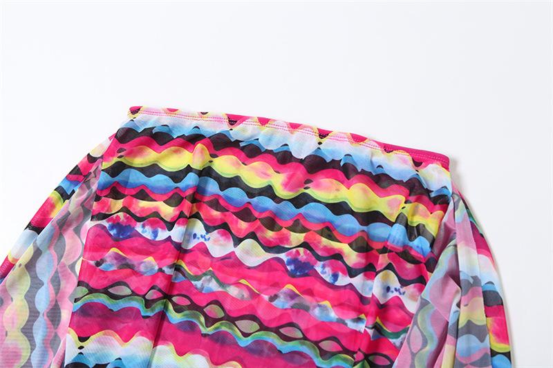 Conjunto de minifalda con estampado de malla irregular de un solo hombro 
