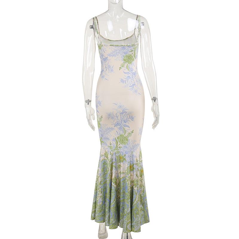 Vestido largo camisola con estampado floral en contraste y cuello en U 