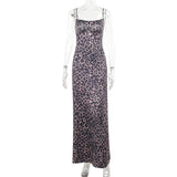 Vestido largo camisola con escote cuadrado y espalda descubierta con estampado de leopardo 