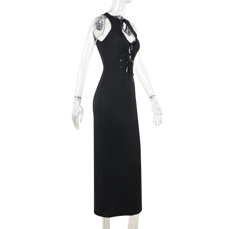 Vestido midi liso con cuello redondo, abertura y lazo 