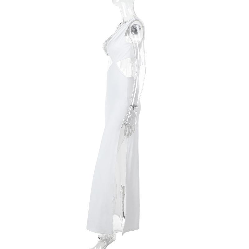 Robe longue unie à fronces et ajourées irrégulières 