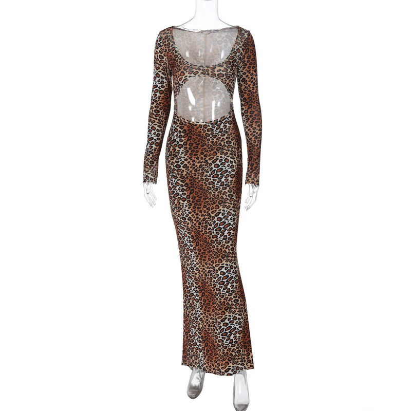 Vestido largo de manga larga con estampado de leopardo y escote en U calado 