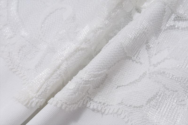 Minivestido halter con dobladillo de encaje anudado y calado 