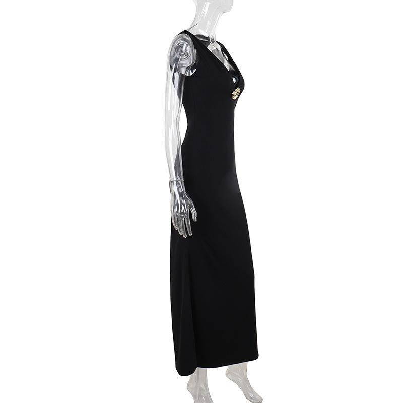 Deep V neck flower applique solid maxi dress