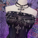 Robe mini tube avec chaîne en métal et anneau en O perlé et appliques croisées 