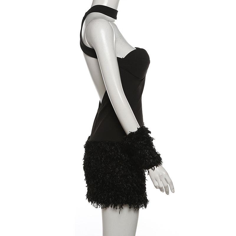 Vestido mini de tubo liso con cuello halter, esponjoso y espalda cruzada 