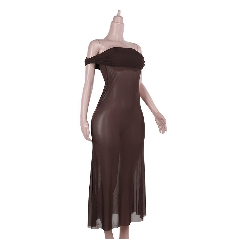 Robe longue transparente en maille froncée à épaules dénudées 