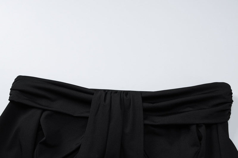 Robe longue ajourée à manches longues et épaules dénudées 