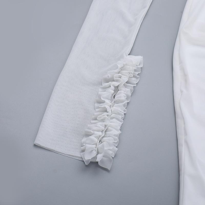 Robe longue en maille à volants et manches longues ajourées 