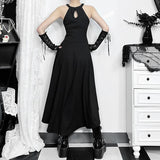 Vestido midi de canalé con cuello redondo y cadena metálica calada 