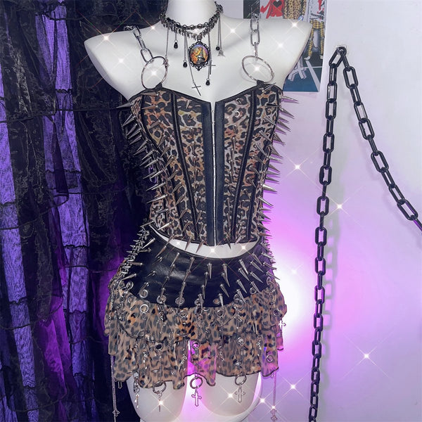 Metal chain lace up chiffon rivet applique mini skirt