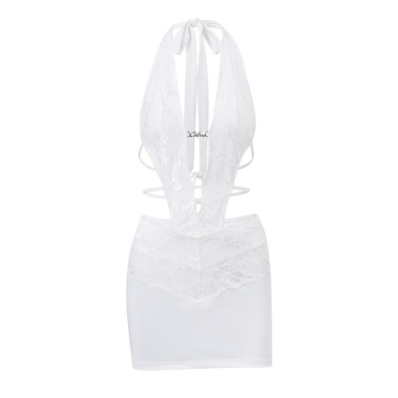Minivestido halter con dobladillo de encaje anudado y calado 