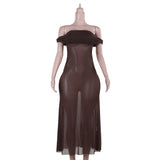 Robe longue transparente en maille froncée à épaules dénudées 