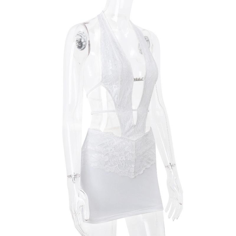 Minivestido halter con dobladillo de encaje anudado y calado 