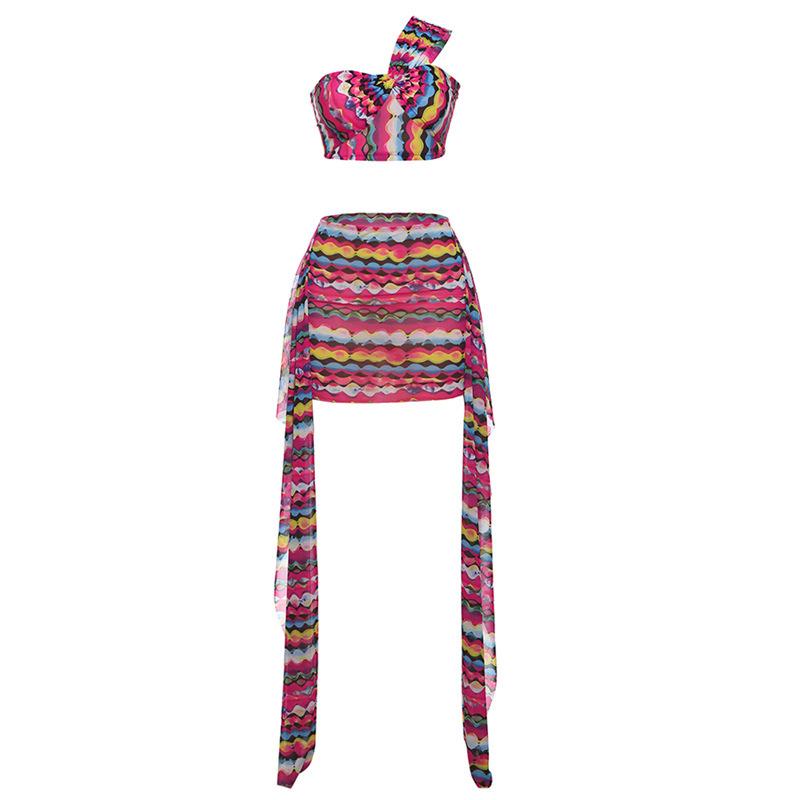 Conjunto de minifalda con estampado de malla irregular de un solo hombro 