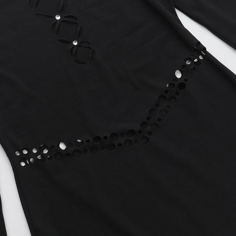 Robe mini ajourée à manches longues et épaules dénudées 