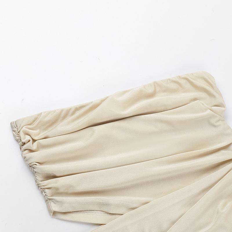 Vestido largo de tubo liso con frunces irregulares y huecos 