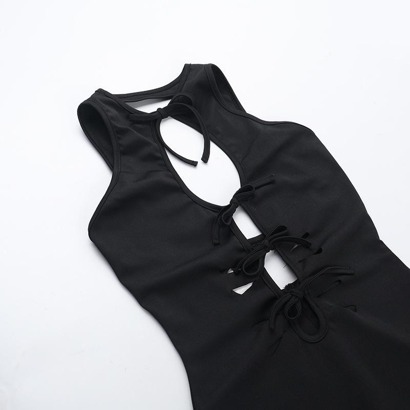 Vestido midi liso con cuello redondo, abertura y lazo 