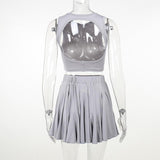 Conjunto de minifalda lisa con cuello redondo, fruncido y espalda descubierta 