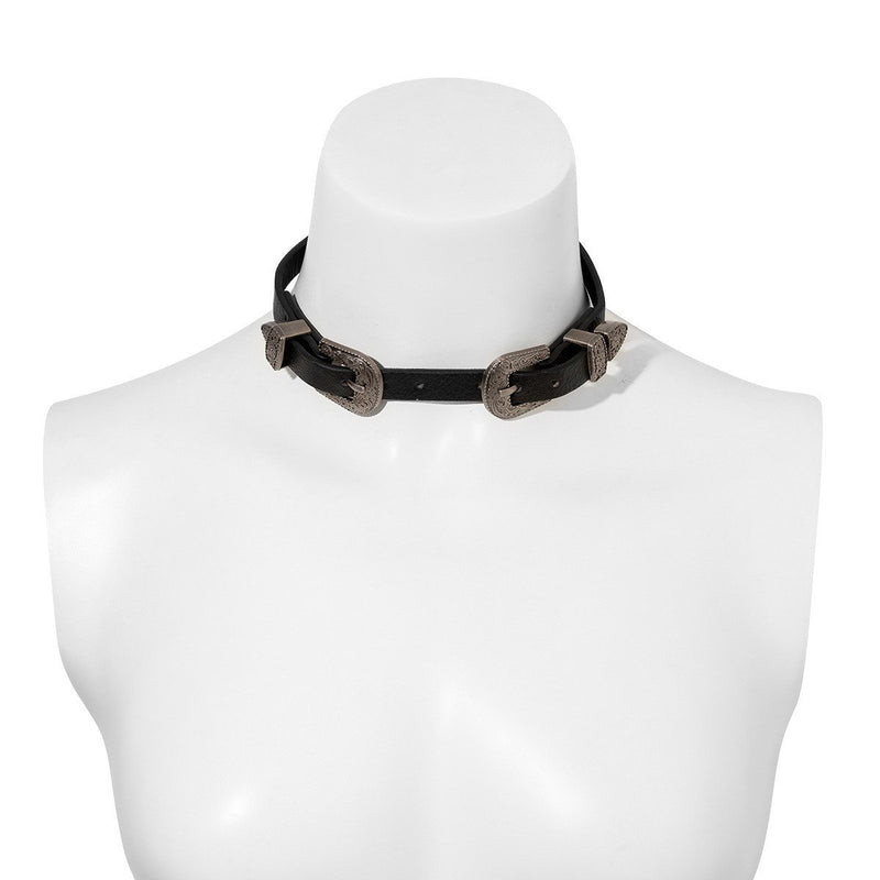 Metal chain cross decor choker necklace
