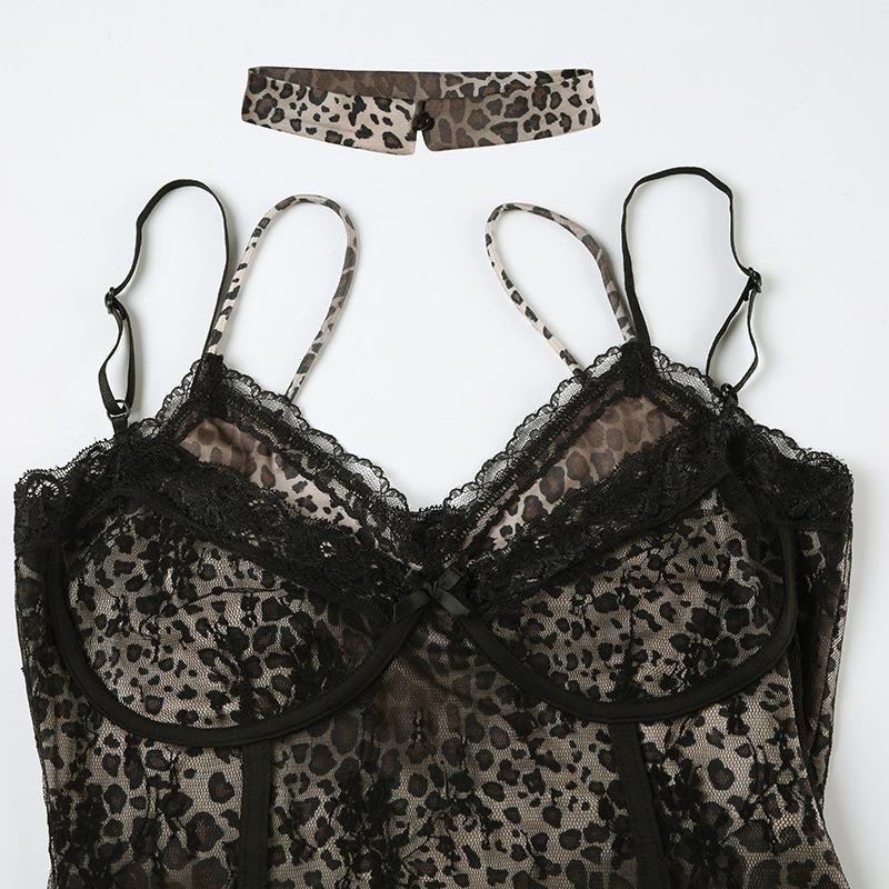 Haut camisole dos nu à imprimé léopard et col en V avec ourlet en dentelle 