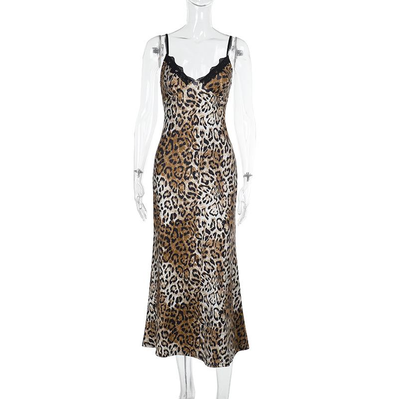 Robe midi à imprimé léopard avec ourlet en dentelle et col en V 