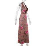 Robe longue froncée à imprimé fleuri et col bénitier 