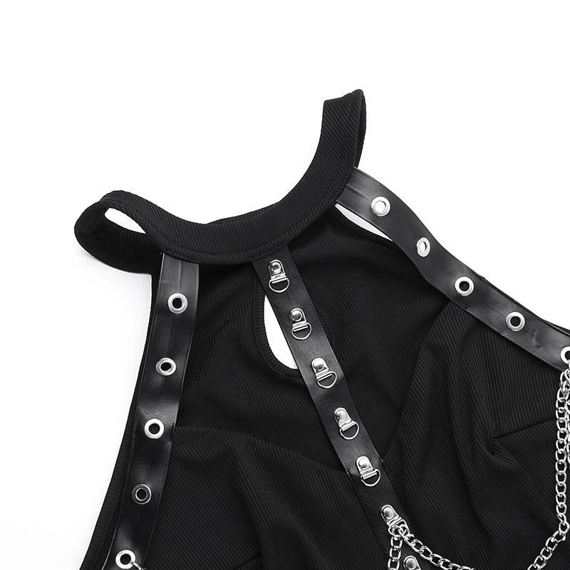 Vestido midi de canalé con cuello redondo y cadena metálica calada 