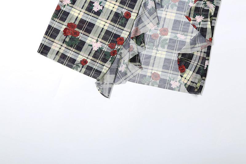 Vestido midi con volantes, estampado floral y hombros descubiertos de manga larga 