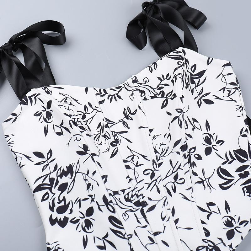 Self tie u neck ribbon print contrast cami top
