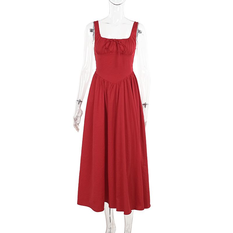 Robe longue froncée à col carré et smocks 