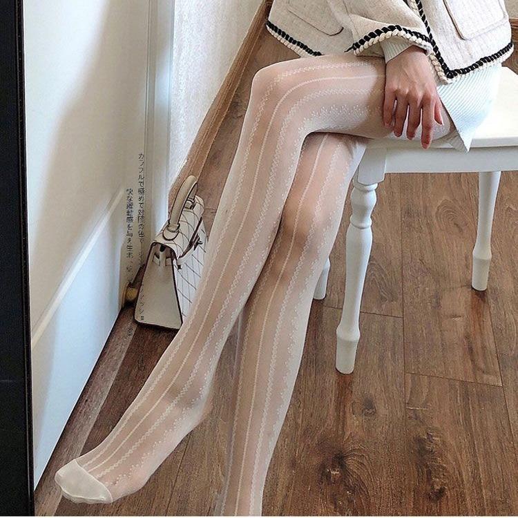Collants en maille transparente à rayures verticales en dentelle 