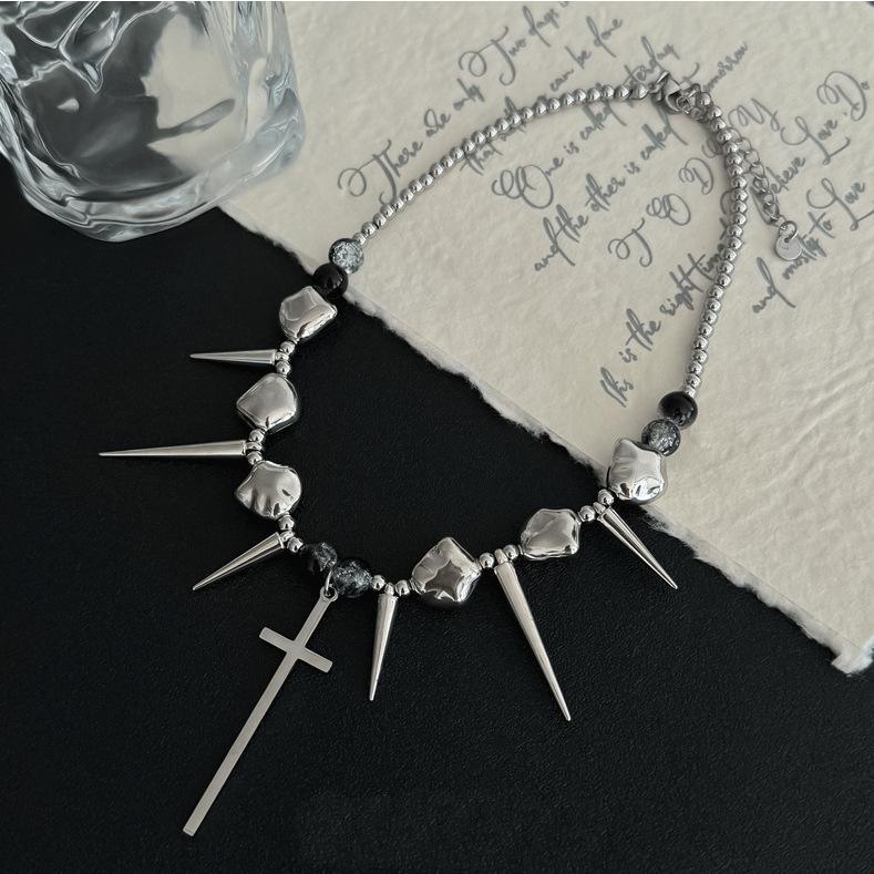 Silver cross rivet metal chain choker necklace