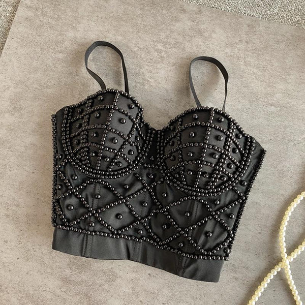 Haut camisole dos nu à col en V et perles boutonnées 